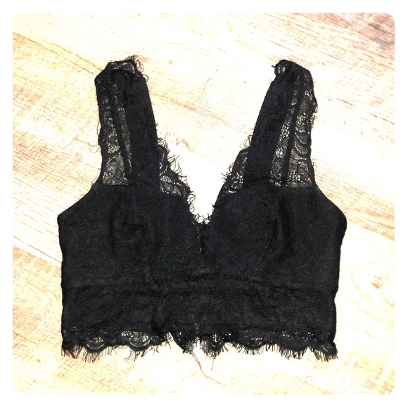 TOPSHOP | 2 | Black Lace Crop Top/Bralette - Picture 1 of 5
